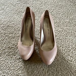 Antonia Melanie nude pumps size 6